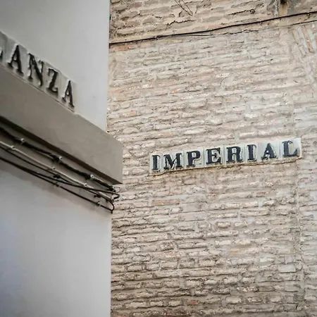 Appartement Imperial Center New Management Since April